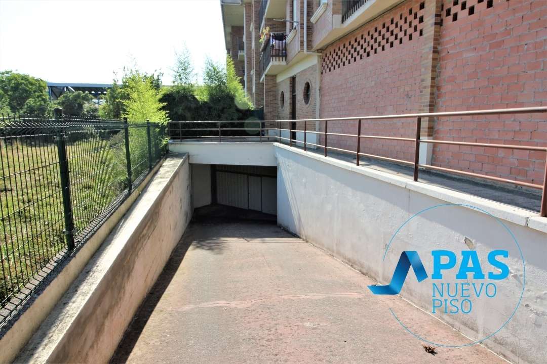 Parking of Garage for sale in Bareyo
