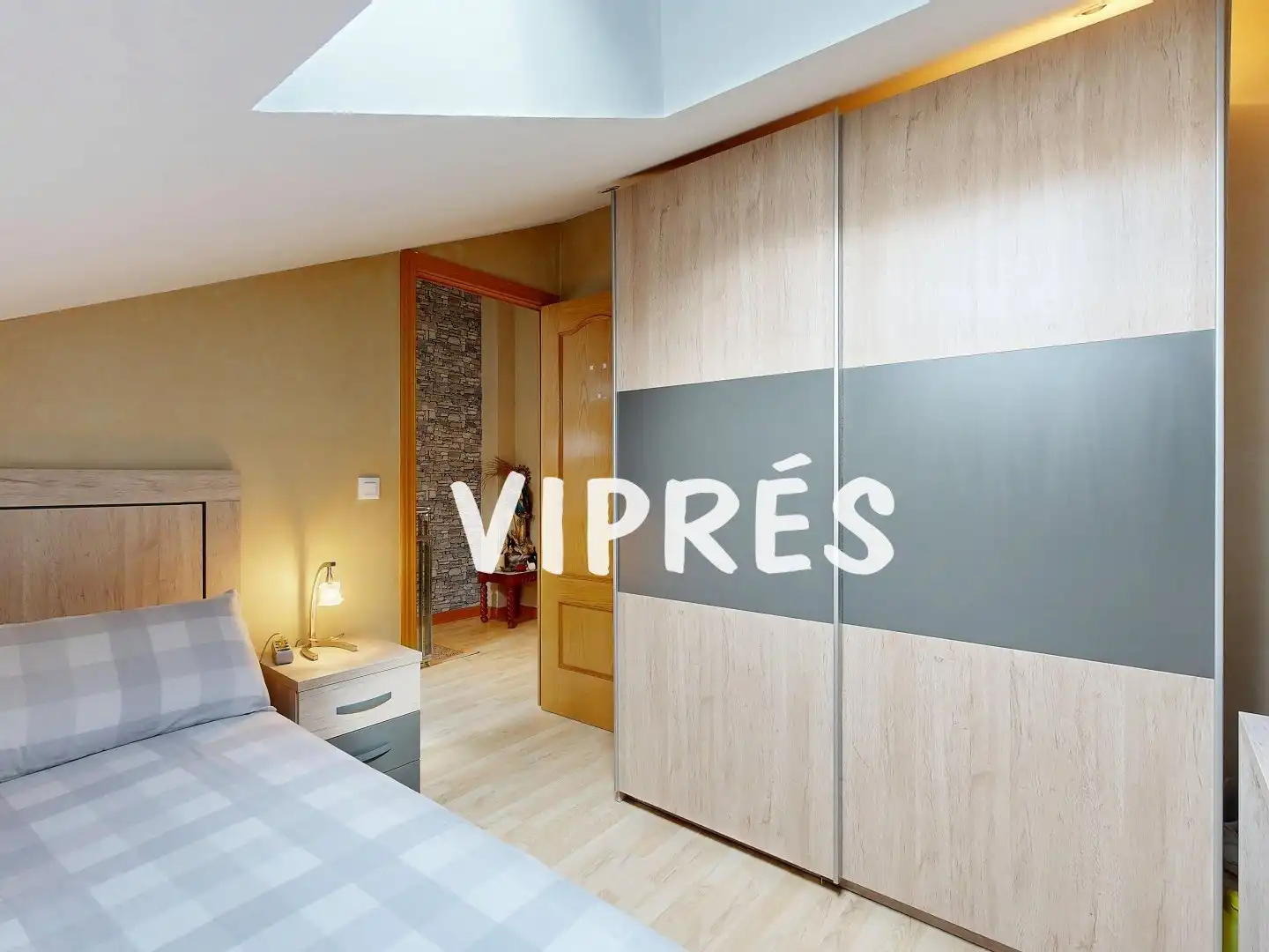 Schlafzimmer von Maisonette zum Verkauf in Cáceres mit Heizung, Parkett und Terrasse