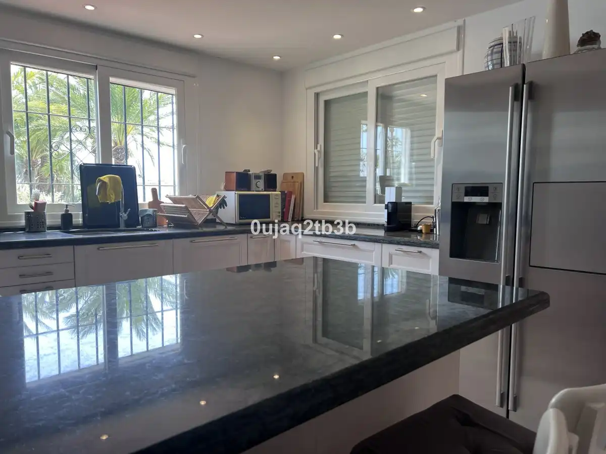 Dúplex amb piscina en venda a Nueva Andalucía, imagen 8
