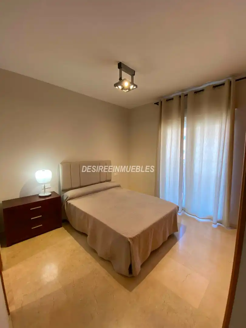 Bedroom of Flat for rent in Valencia  with Air Conditioner, Heating and Terrace
