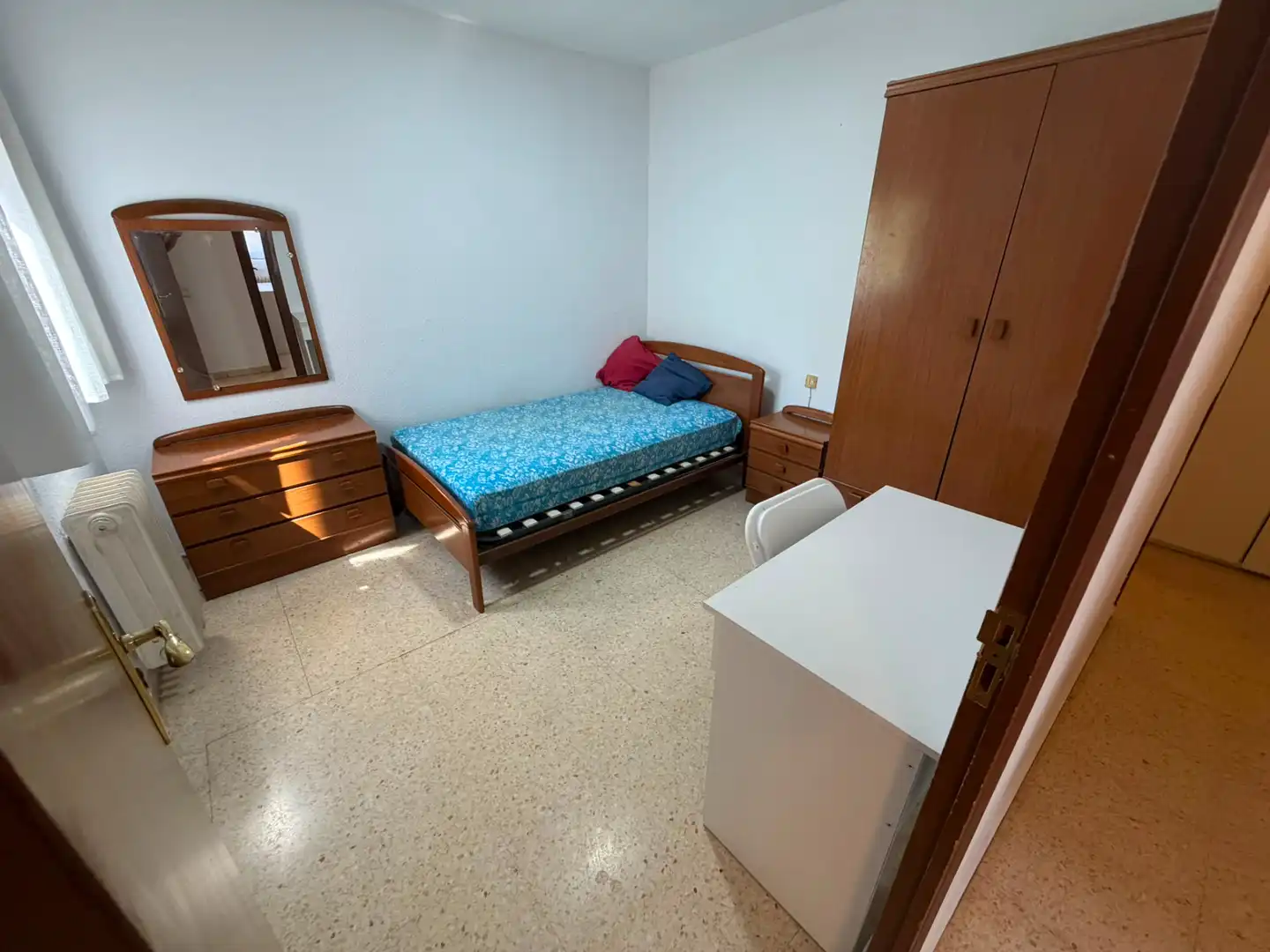 Schlafzimmer von Wohnung zur Miete in Lleida mit Klimaanlage, Heizung und Möbliert