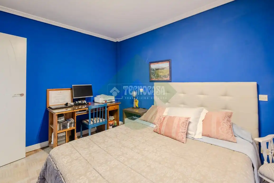 Bedroom of Detached homes for sale in Griñón  with Air Conditioner, Heating and Parquet flooring