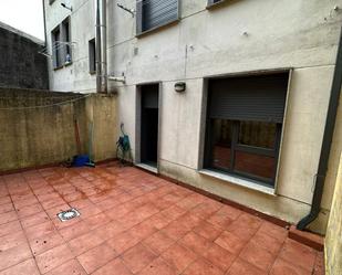 Vista exterior de Estudi en venda en Vigo  amb Terrassa