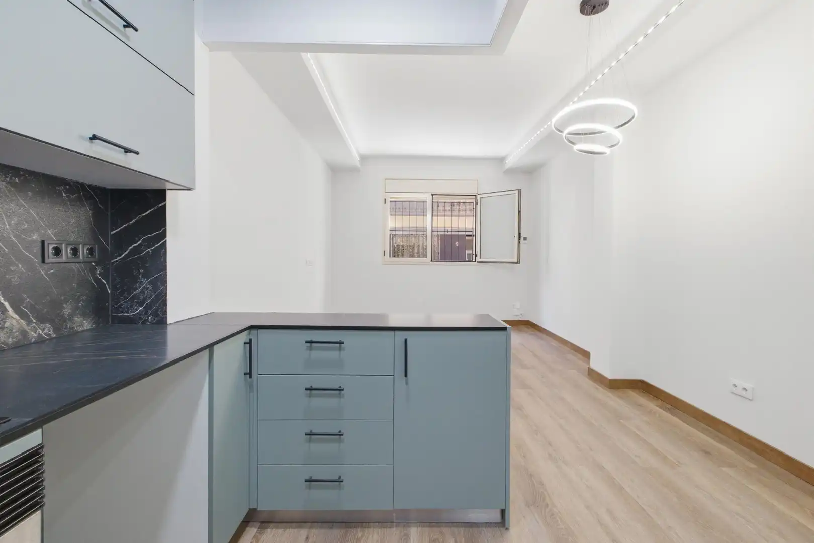 Kitchen of Ground floor for sale in Blanes  with Air Conditioner, Heating and Parquet flooring
