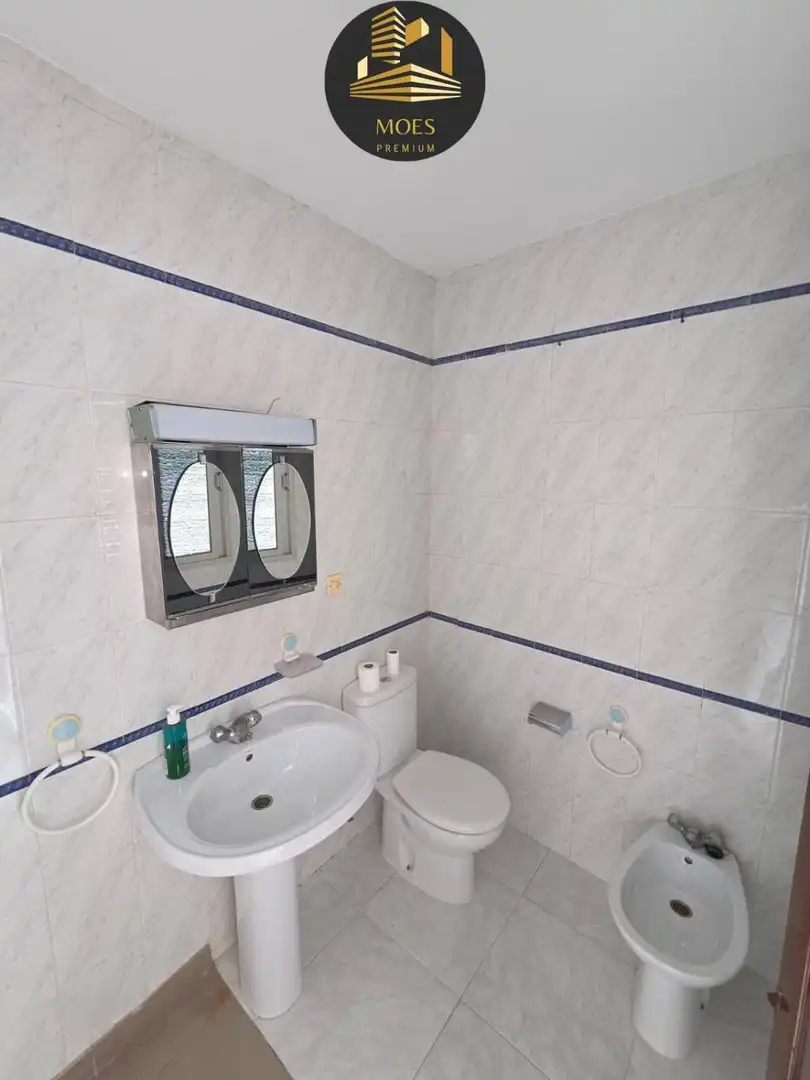 Baño de Casa o chalet en venta en Torredonjimeno con Terraza y Balcón