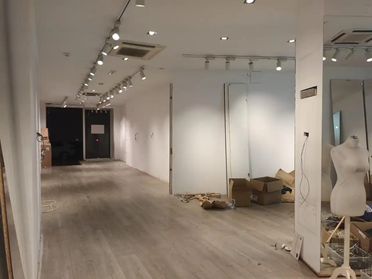 Local comercial en alquiler en Centro, imagen 2