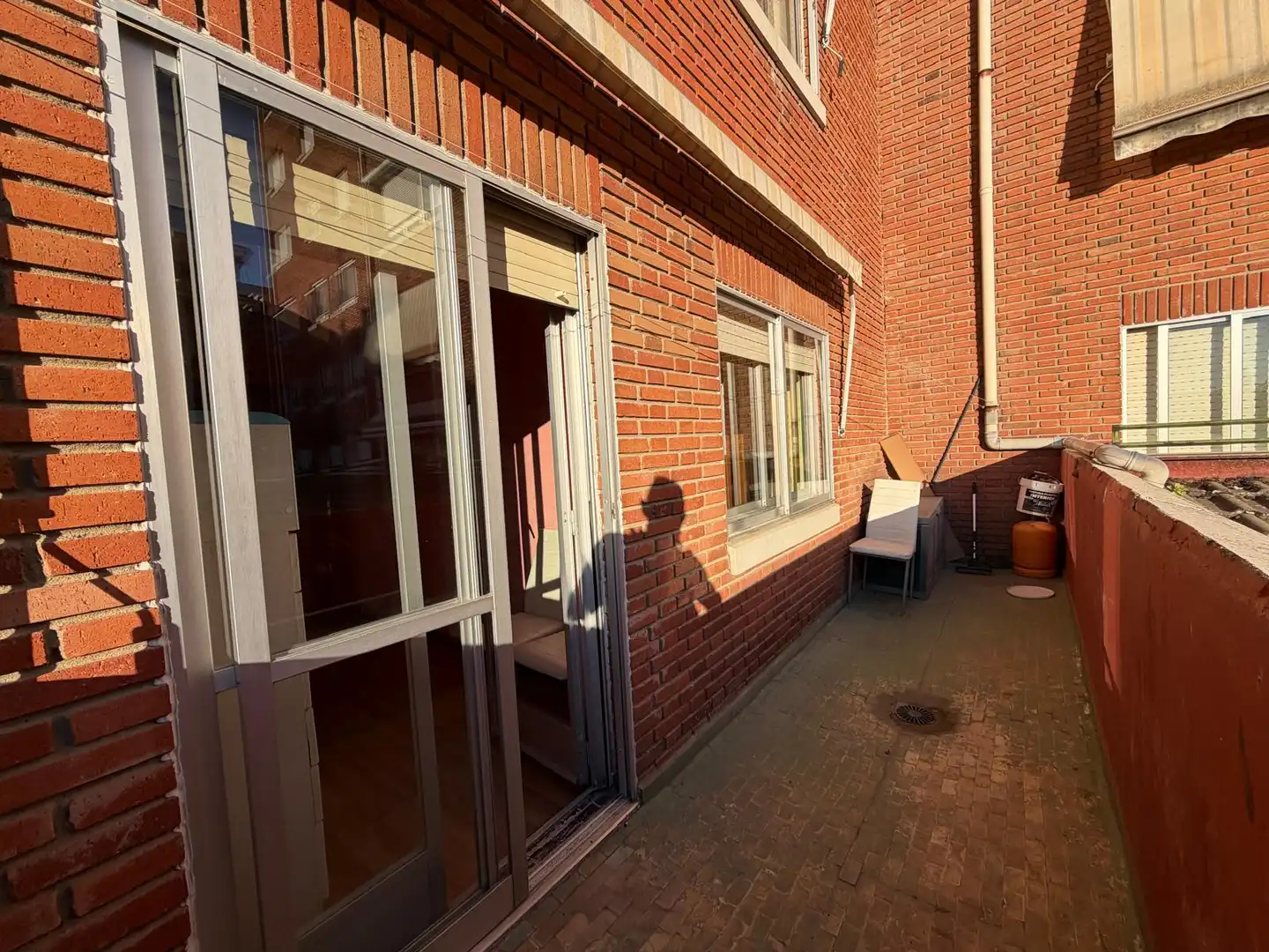 Vista exterior de Piso en venta en Venta de Baños con Calefacción, Parquet y Terraza