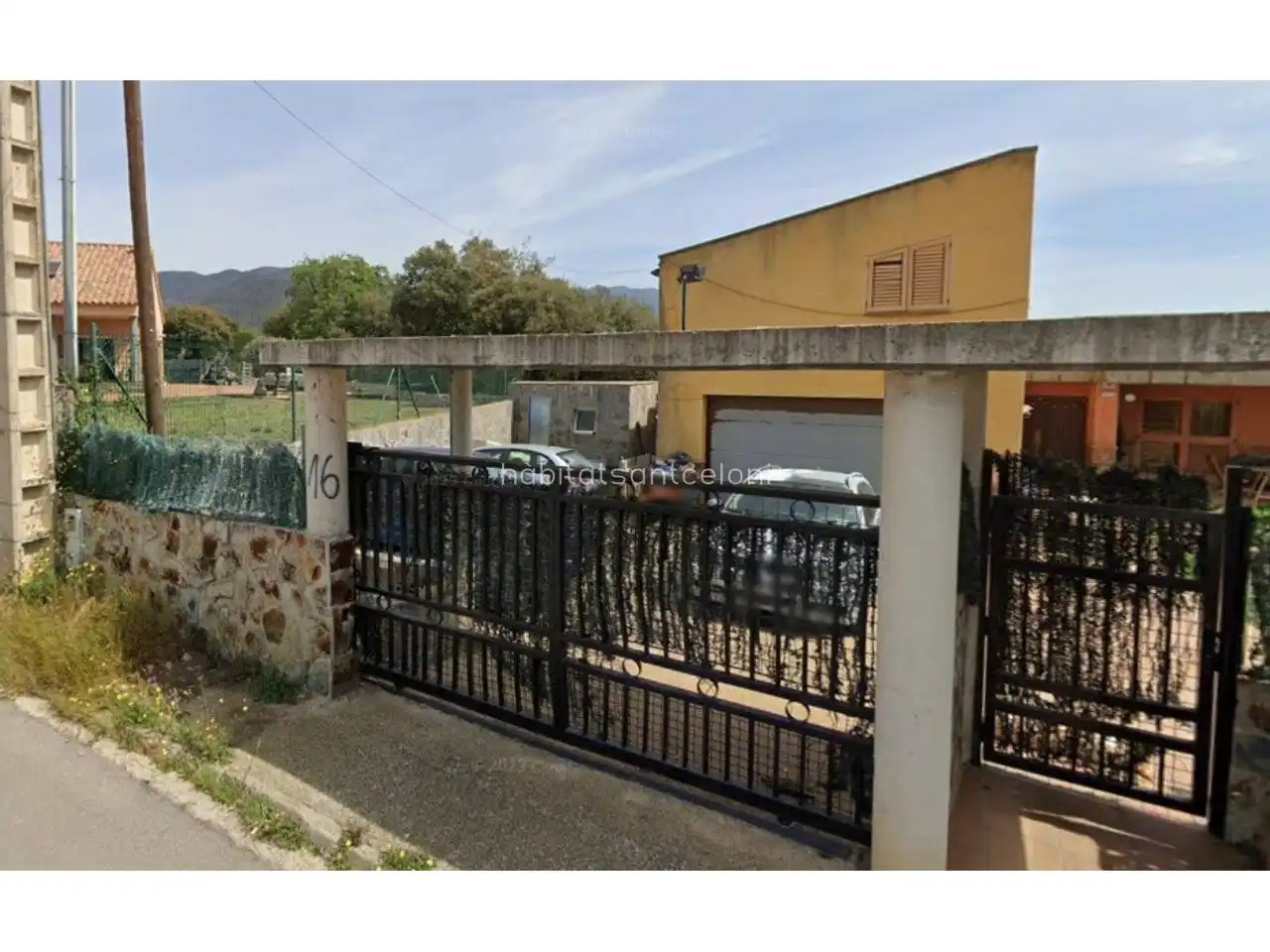 Houses for sale in Cànoves I Samalús  with Private garden