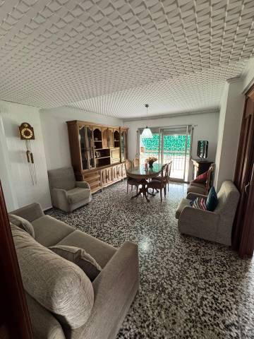 Piso en Venta en Calle SANTOS JUSTO Y PASTOR en L'Illa Perduda