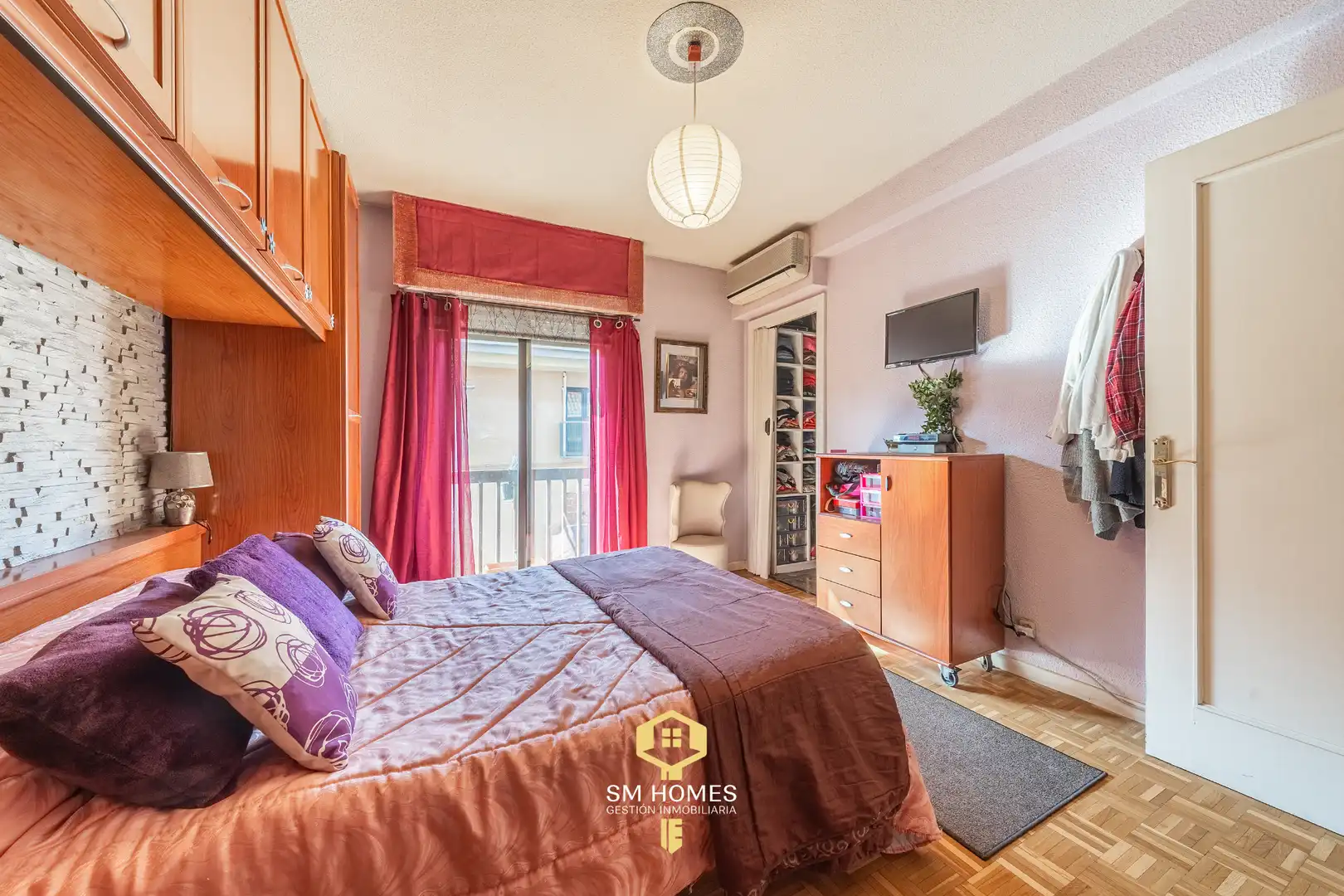 Habitación de Dúplex en venta en San Fernando de Henares con Aire acondicionado y Calefacción