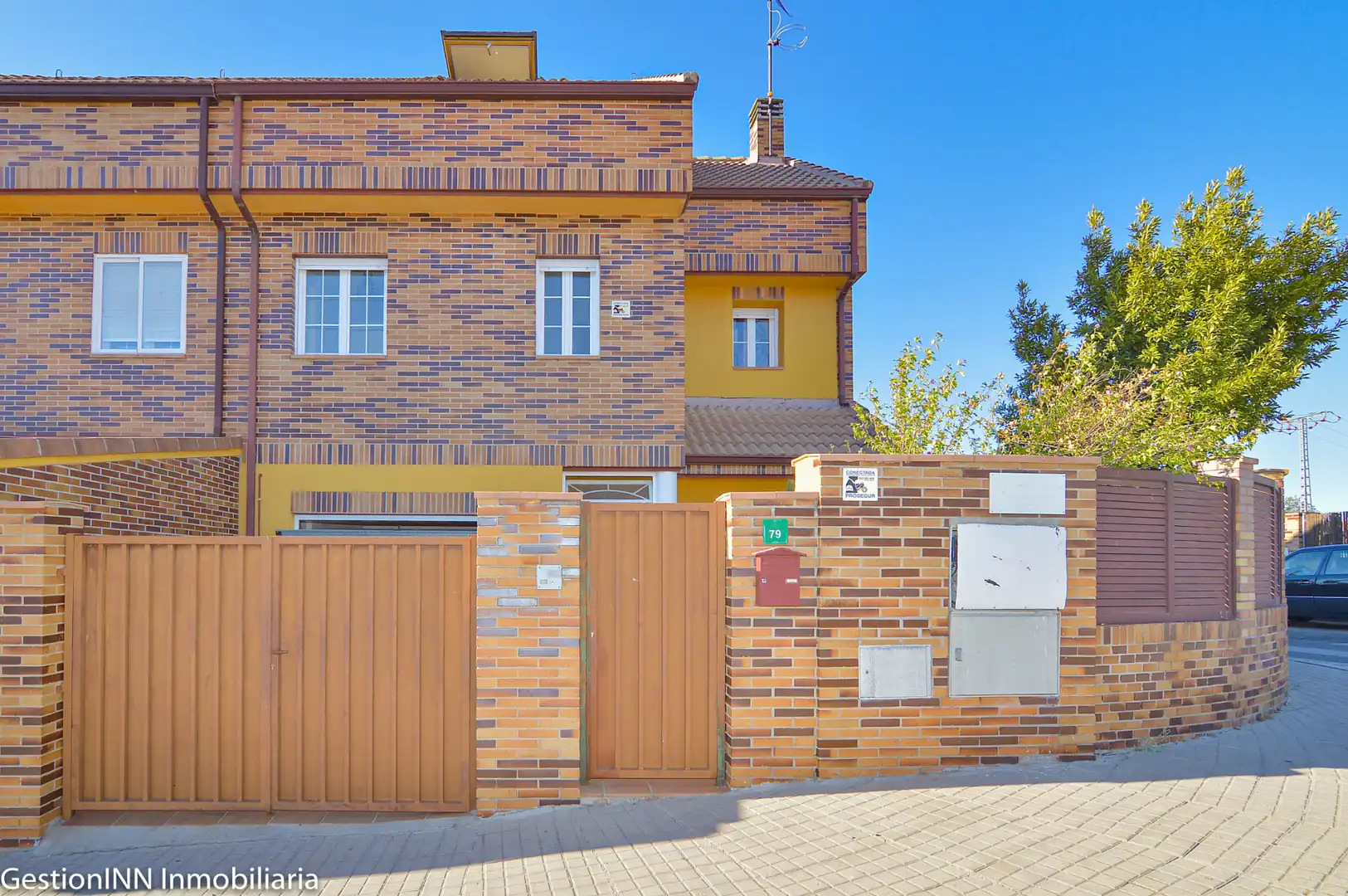 Semi-detached house with garden for sale in Calle Sesmo de Casarrubios