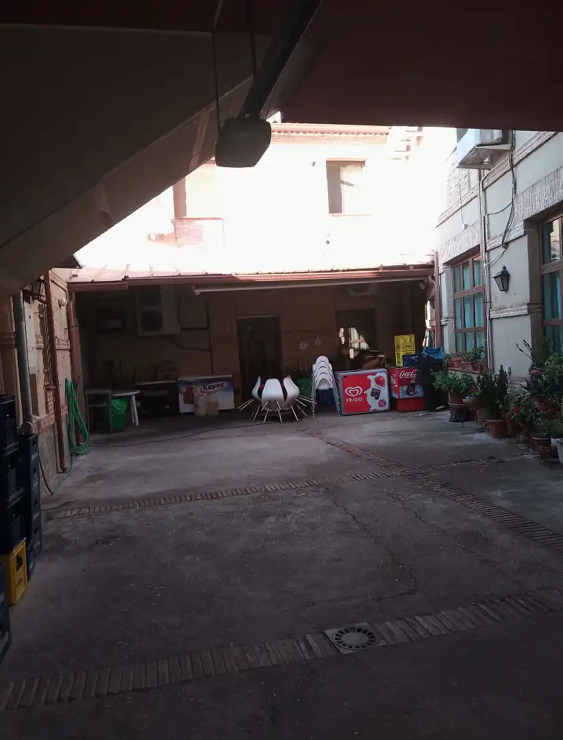 Edificio en venta en Malpica de Tajo con Alarma