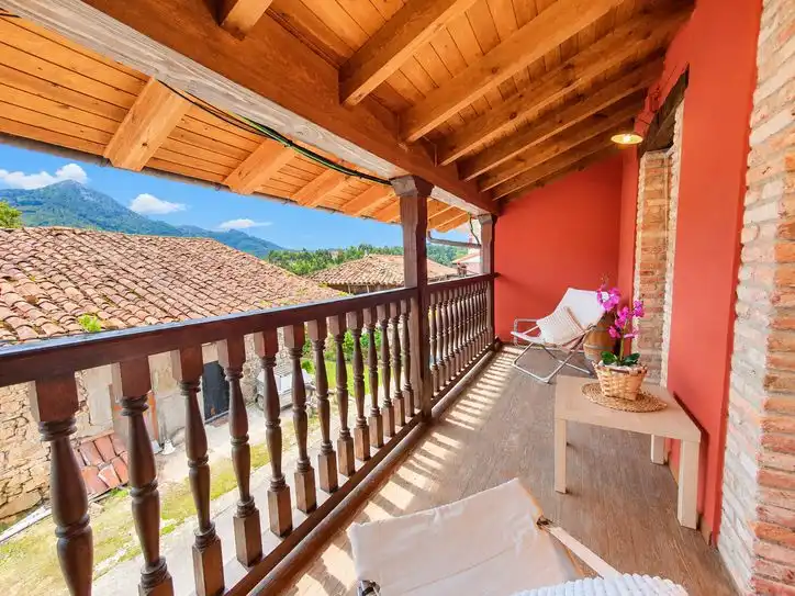 Terrace of Houses for sale in Colunga, Asturias
