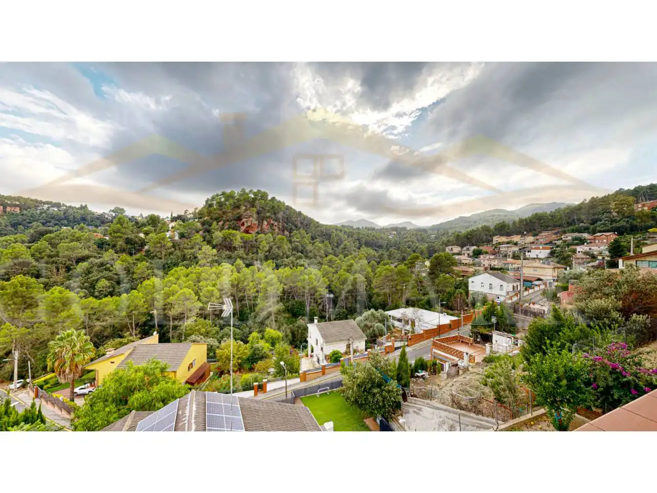 Vista exterior de Casa o chalet en venta en Corbera de Llobregat con Aire acondicionado, Calefacción y Jardín privado