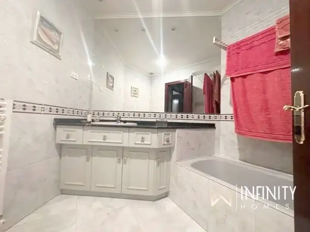 Baño de Piso de alquiler en Bilbao  con Calefacción