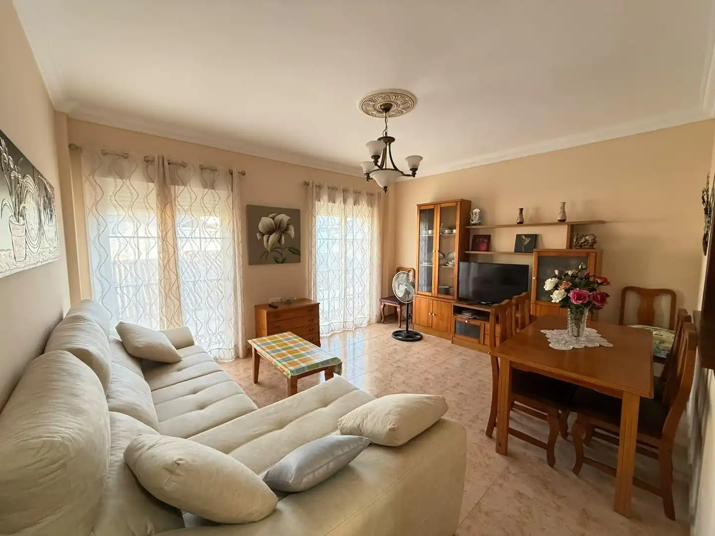 Sala de estar de Piso en venta en Alameda, Málaga