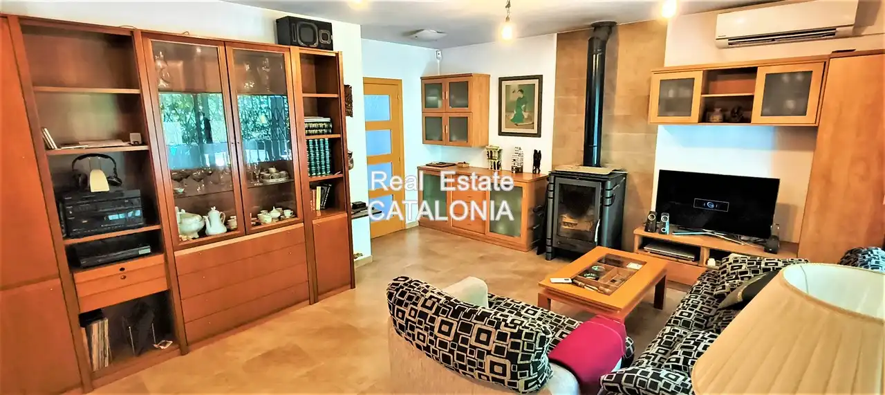 Sala de estar de Casa o chalet en venta en Lloret de Mar con Aire acondicionado, Calefacción y Jardín privado