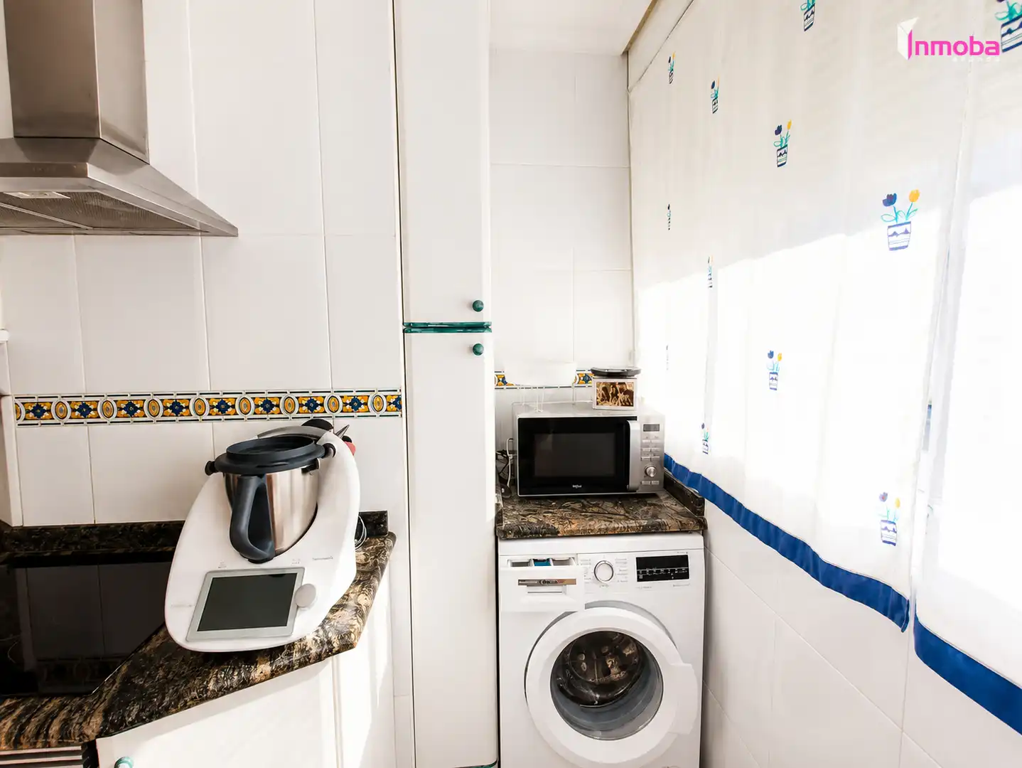 Kitchen of Flat for sale in Aranda de Duero  with Storage room and Balcony