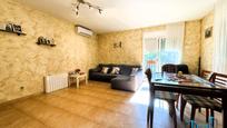 Living room of House or chalet for sale in Rubí  with Air Conditioner, Heating and Private garden