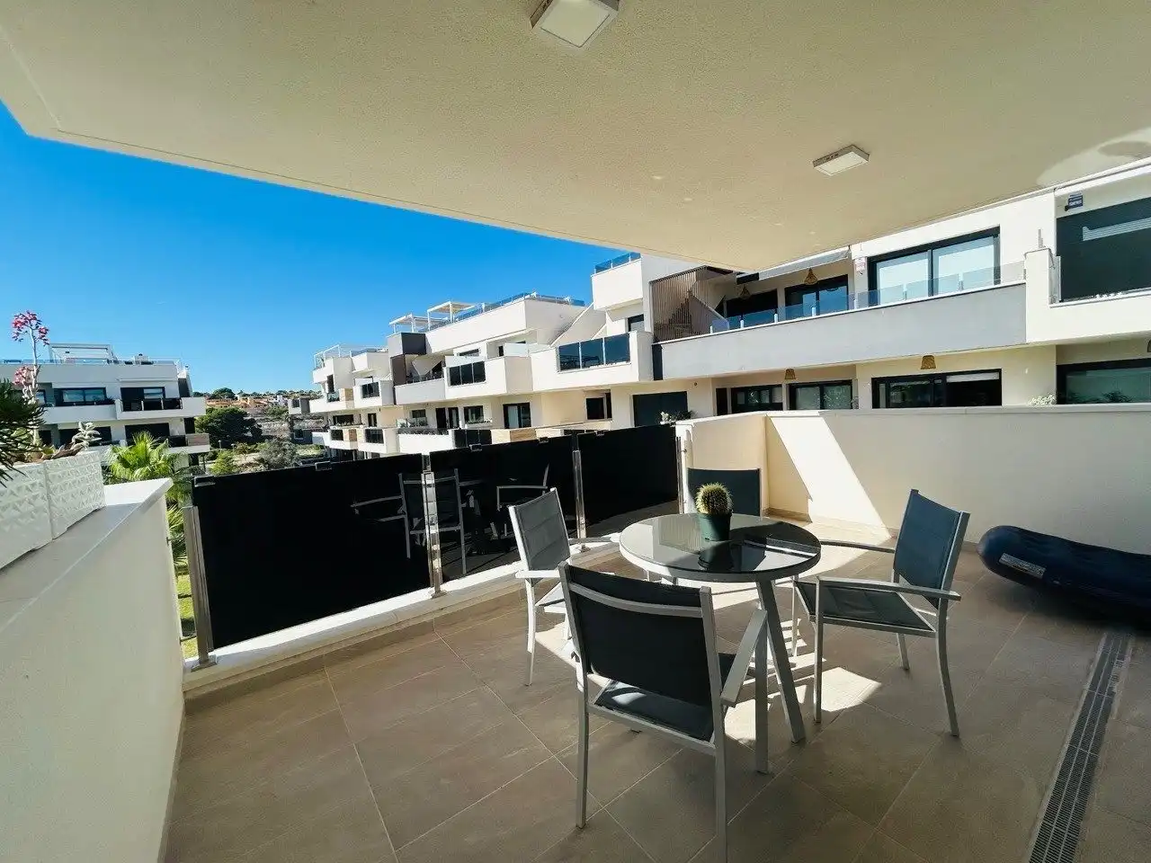 Apartamento con piscina en venta en N/A, imagen 2