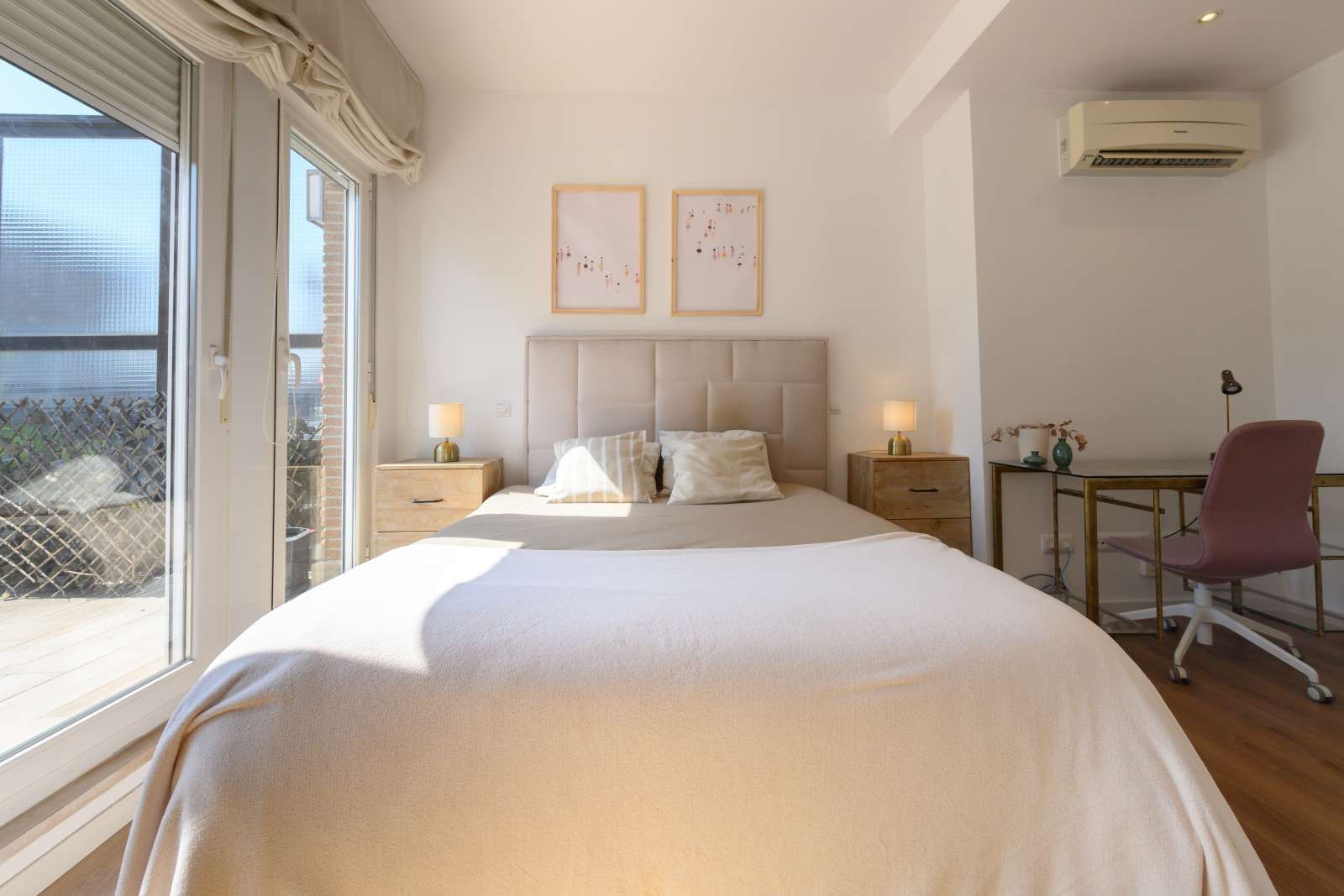 Dormitori de Apartament per a compartir en  Madrid Capital amb Aire condicionat i Terrassa