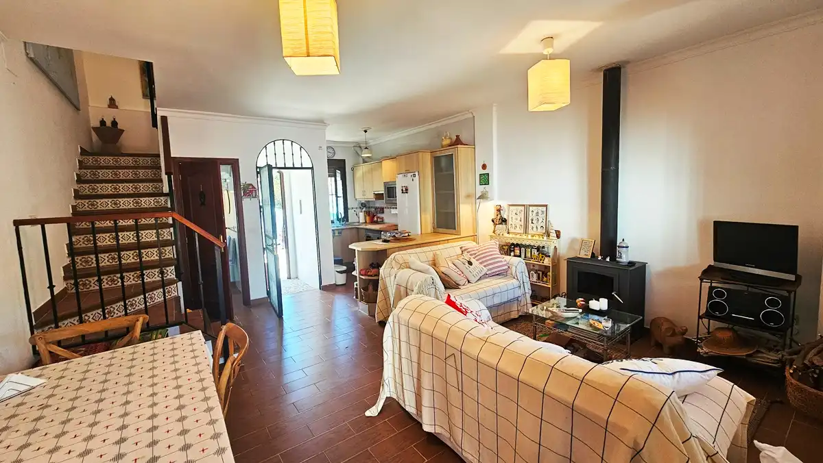 Sala de estar de Casa adosada en venta en Aroche con Aire acondicionado, Jardín privado y Amueblado