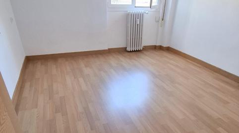 Foto 3 de Piso de alquiler en  Burgo Nuevo, 60, Centro Ciudad, León