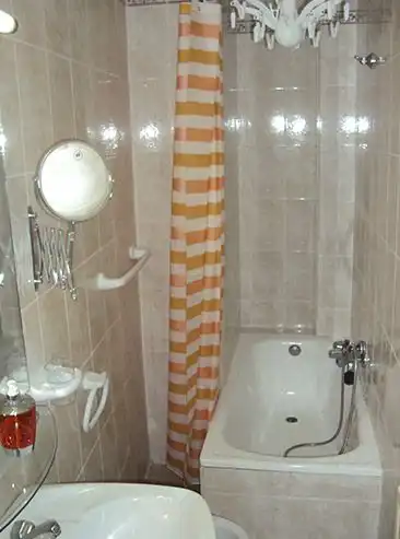 Study for rent in Calle Capuchinas, 8, Centro - Sagrario