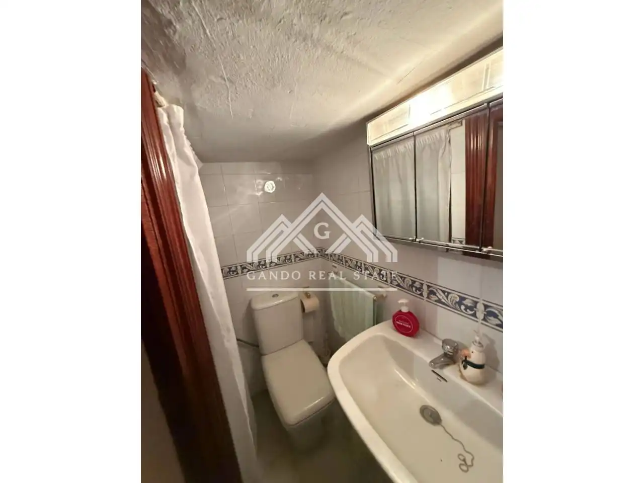 Baño de Casa adosada en venta en Dos Hermanas con Jardín privado y Terraza