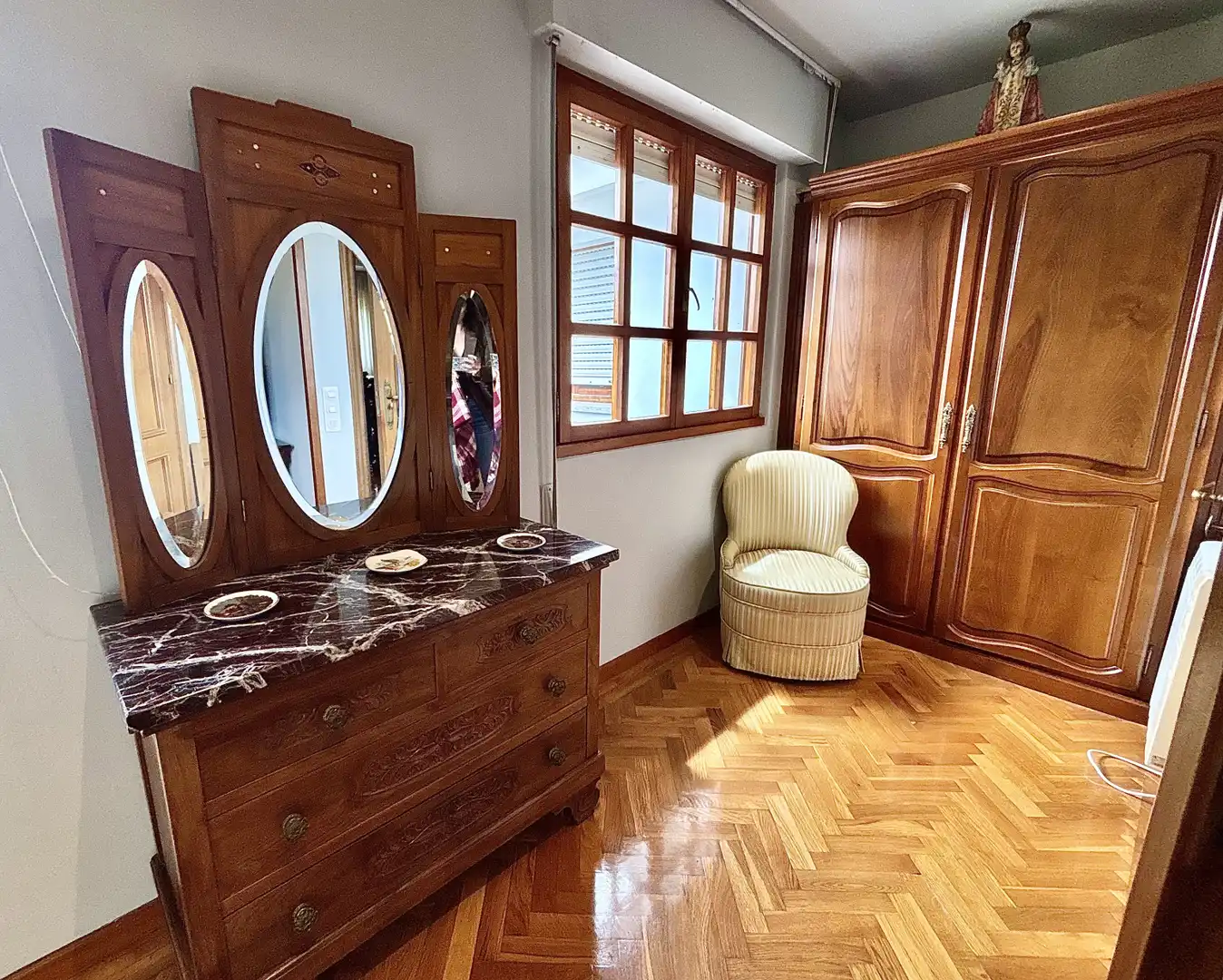 Bedroom of Houses for sale in Sariego  with Heating, Private garden and Parquet flooring