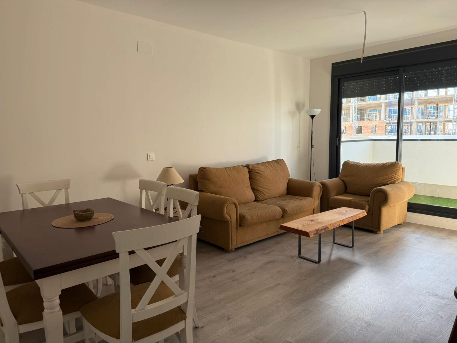 Flat to rent in Avenida Felipe González Márquez, 10, Entrenúcleos
