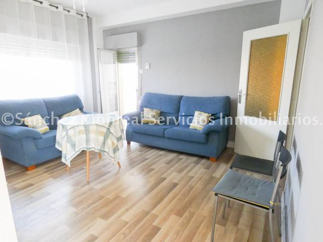 Piso en Venta en Calle Hermosilla en Alcázar de San Juan