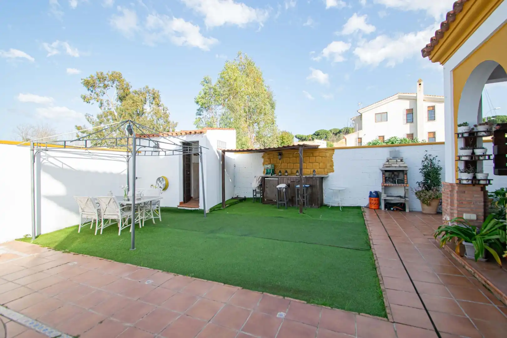 Jardí de Casa o xalet en venda en Alcalá de Guadaira amb Aire condicionat, Jardí privat i Piscina