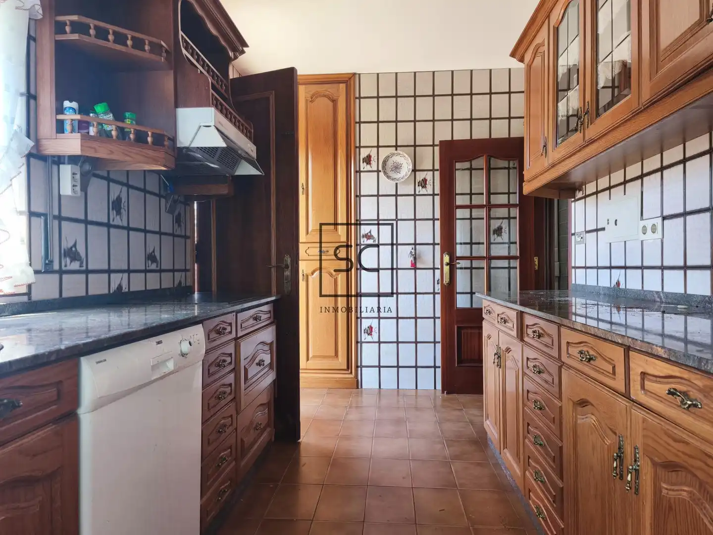 Cuina de Casa o xalet en venda en Ferrol amb Calefacció, Jardí privat i Traster