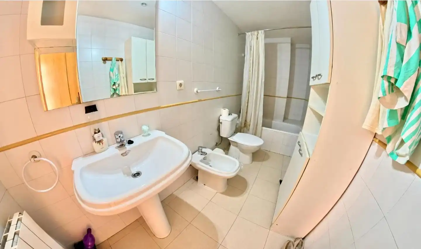 Badezimmer von Erdgeschoss zur Miete in Beiro