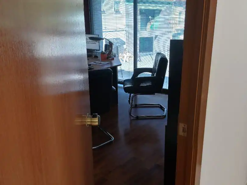 Office space with lift to rent in Carrer d'Anselm Clavé 2, imagen 10