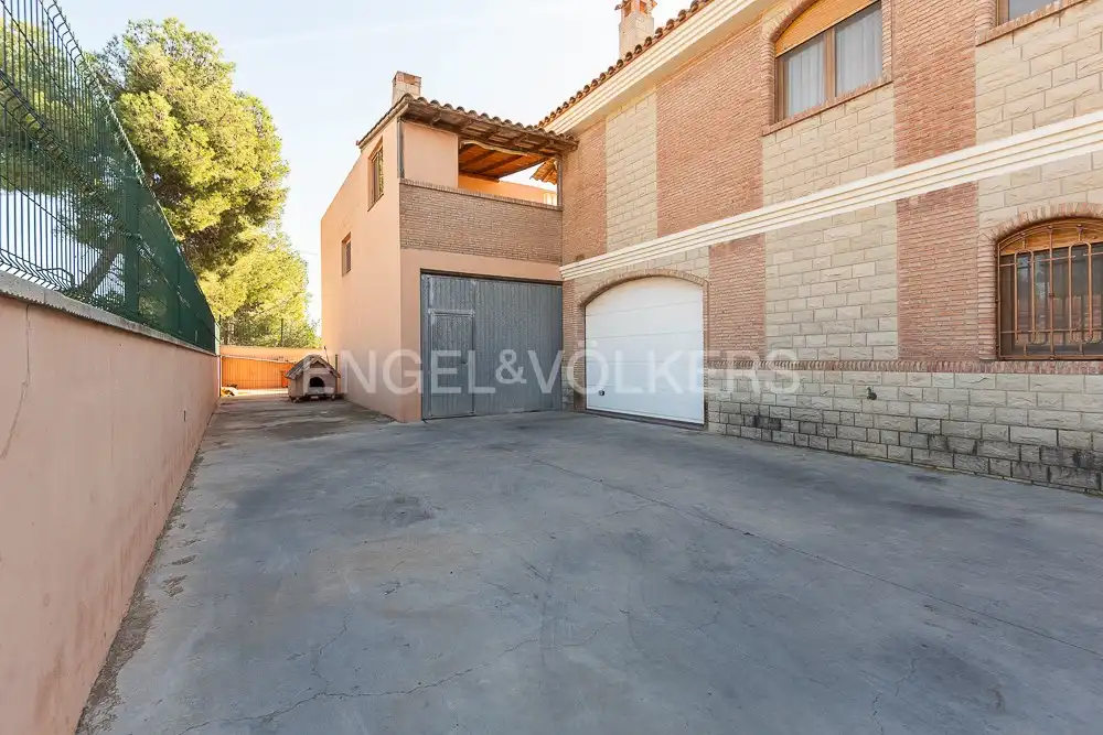 Vista exterior de Casa o chalet en venta en Náquera con Aire acondicionado, Calefacción y Jardín privado