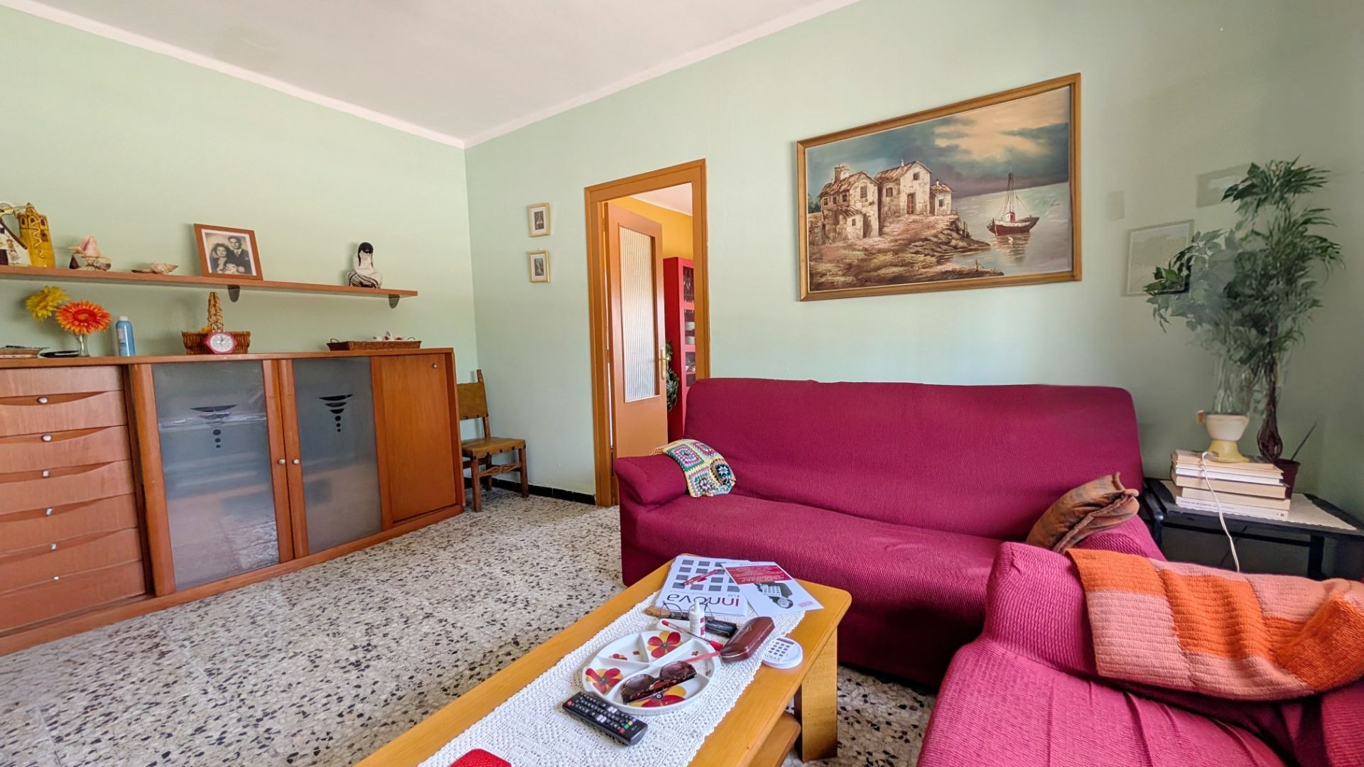 Living room of Country house for sale in Pina de Ebro  with Storage room