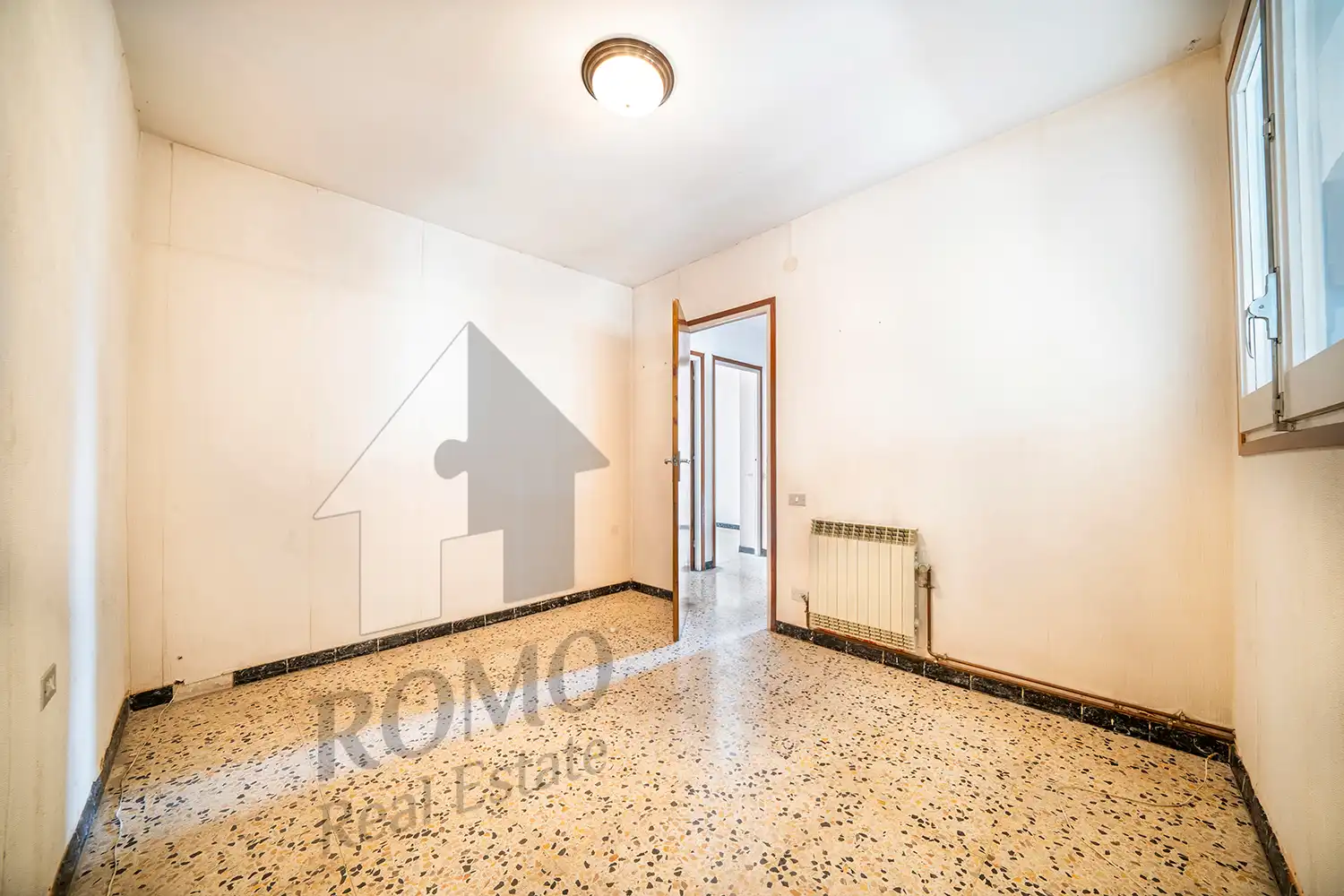 Bedroom of Houses for sale in Santa Perpètua de Mogoda  with Terrace, Storage room and Balcony