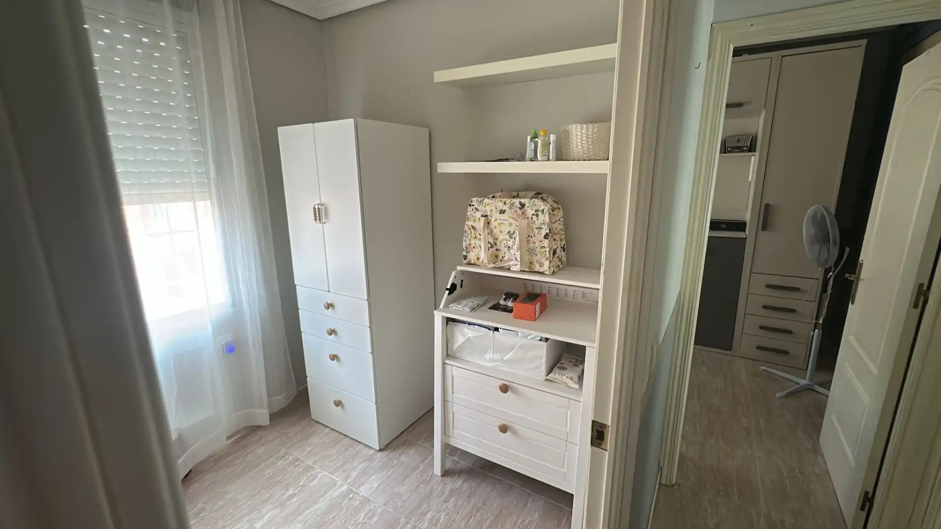 Habitación de Piso en venta en Sevilla con Aire acondicionado, Calefacción y Terraza