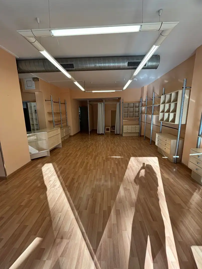 Business premises for sale in Sant Vicenç Dels Horts, imagen 24
