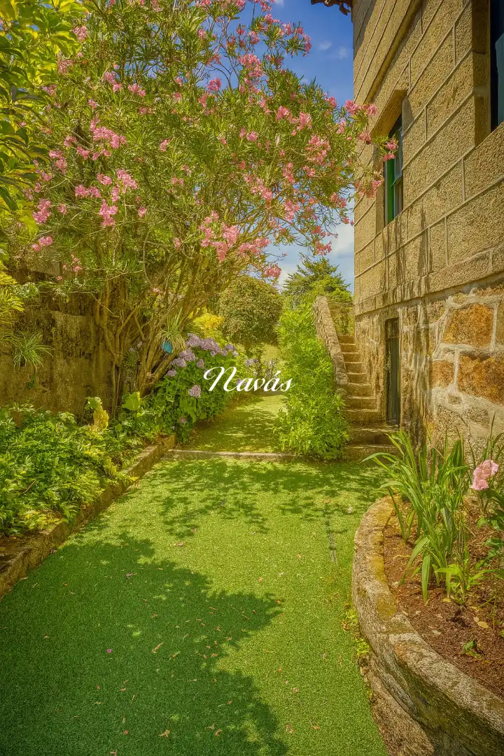 Jardí de Casa o xalet en venda en Nigrán amb Jardí privat i Terrassa