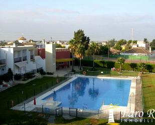 Piscina de Àtic en venda en Sanlúcar de Barrameda amb Aire condicionat, Terrassa i Traster