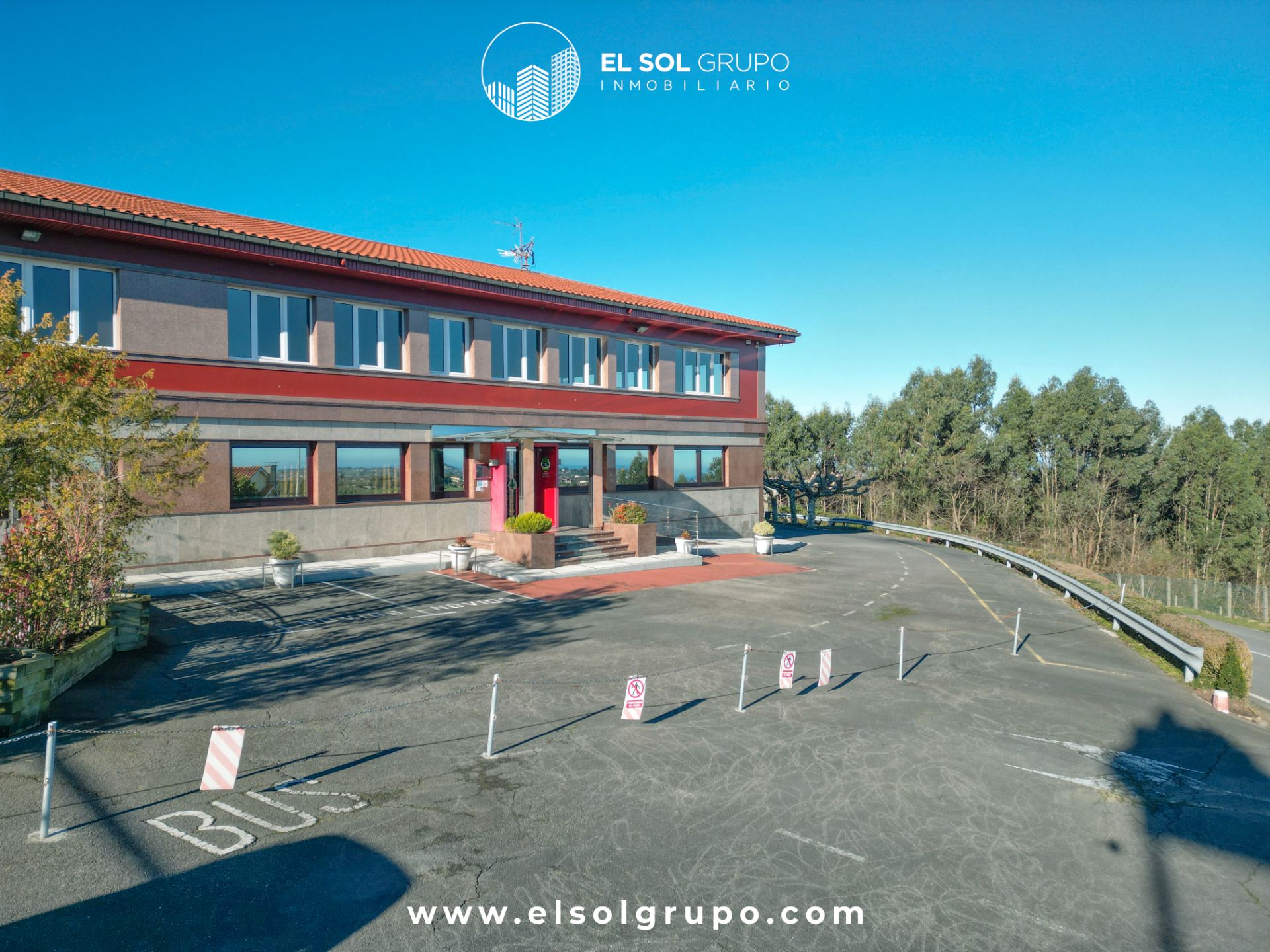 Edifici en venda en Villaviciosa