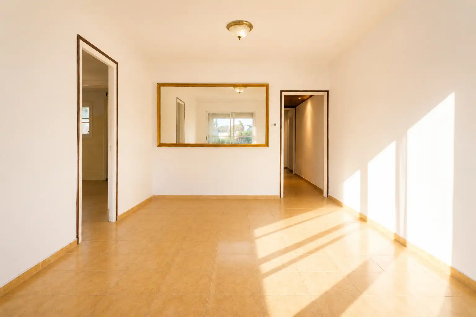 Piso en venta en Santa Coloma de Gramenet con Terraza