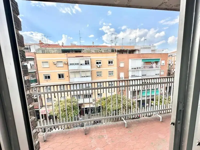 Flat with lift for sale in DOCTOR URQUIOLA, imagen 3