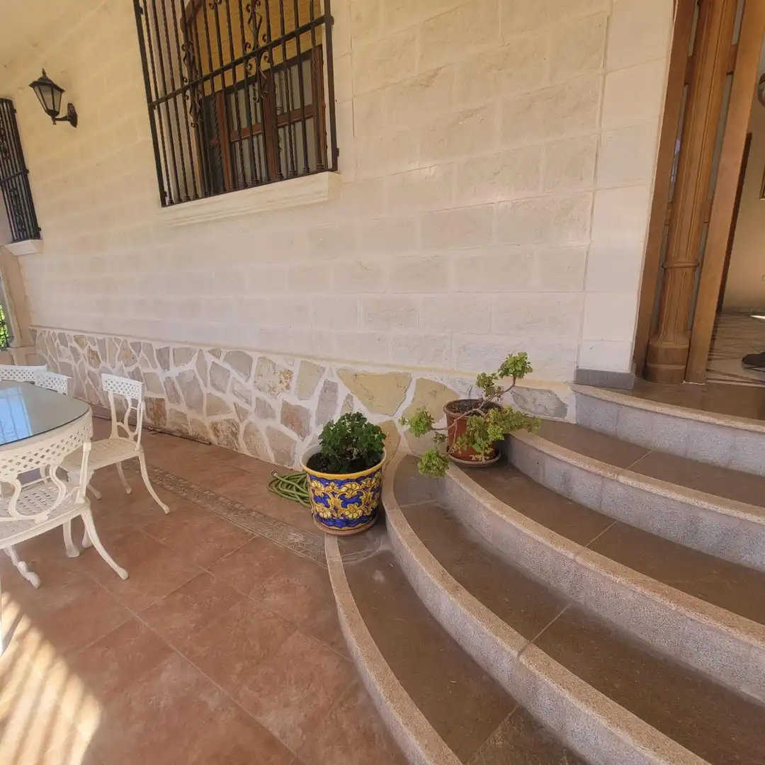 Casa o chalet en venta en Agres con Jardín privado, Piscina y Amueblado