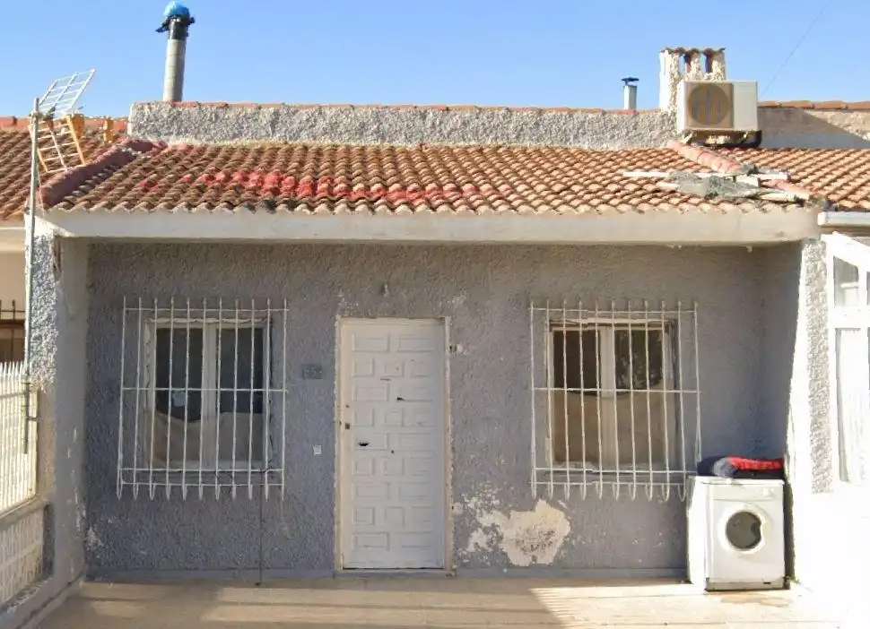 House for sale in Calle VALDEMORO 5