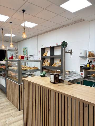 Local comercial en Alquiler en Alquerías