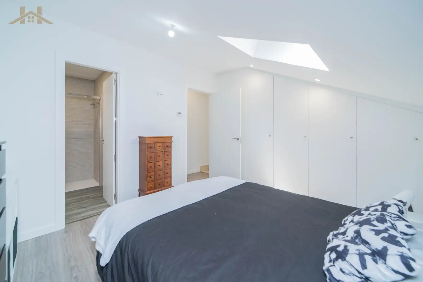 Habitación de Dúplex en venta en Navalcarnero con Calefacción, Terraza y Amueblado